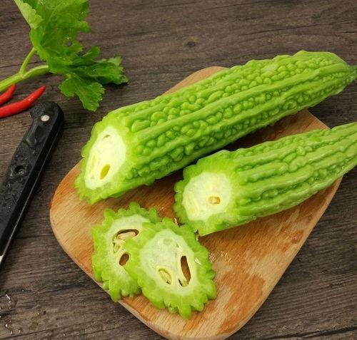 讲给朋友吃的瓜,一场关于八卦的盛宴