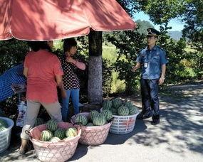 商场吃瓜群众闲逛,闲逛中的趣味时光