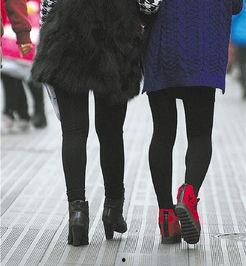 每日大赛红色丝袜,每日大赛的时尚焦点与激情演绎