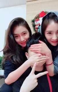 娱乐吃瓜酱中性化闺蜜,娱乐吃瓜酱的趣味生活剪影